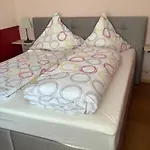 Rosenhof Apartman *