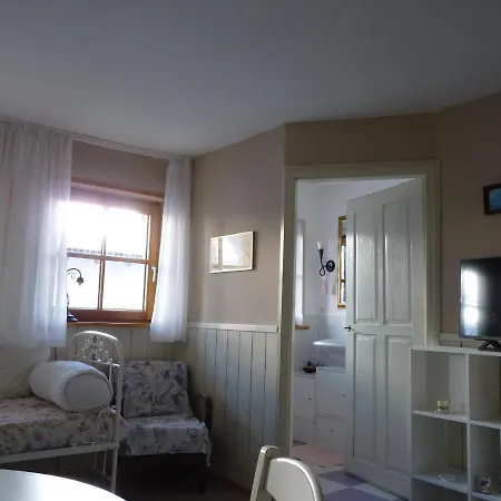 Rosenhof Apartment *